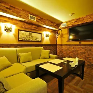 4* Otel Du Port